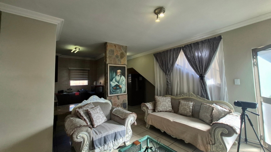 2 Bedroom Property for Sale in Dassie Rand North West